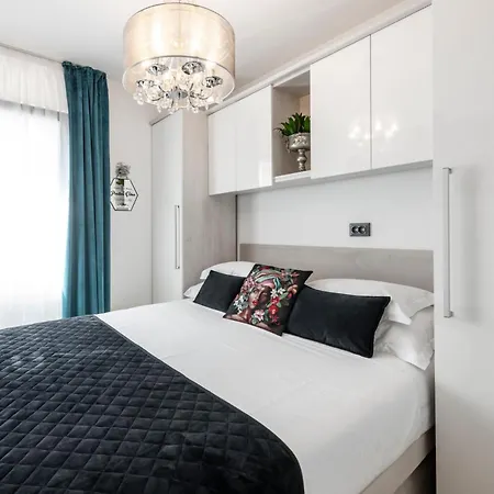 Lägenhet Modern And Spectacular 2-bedapartment In